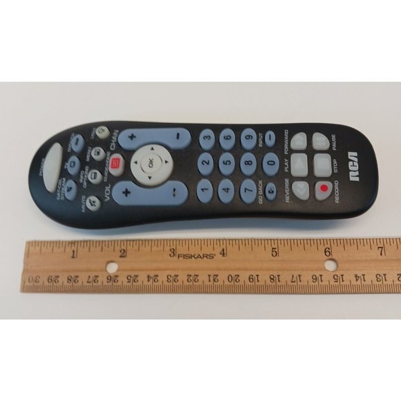 RCA 3- Device Universal Remote Control RC313BZ Big Buttons Simple Navigation GUC - Picture 5 of 8